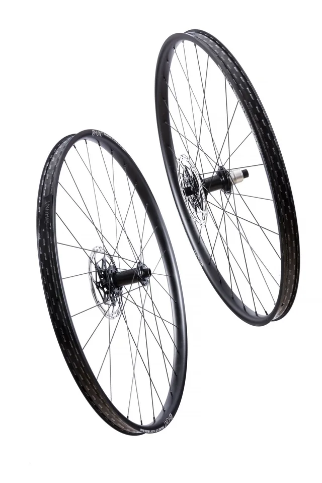 HUNT Trail Wide MTB Mullet Wheelset – Mullet |     30  wide int