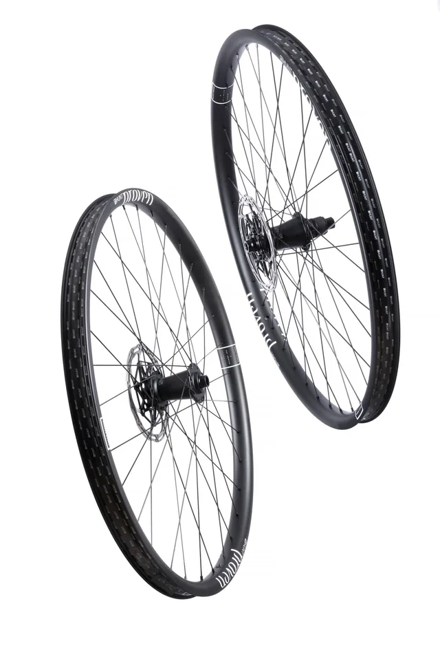 Re:New HUNT Proven Carbon Race E_Enduro 27.5 Wheelset – 30  wide int